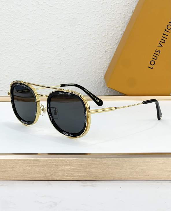 Picture of Louis Vuitton Sunglasses _SKUfw77796287fw